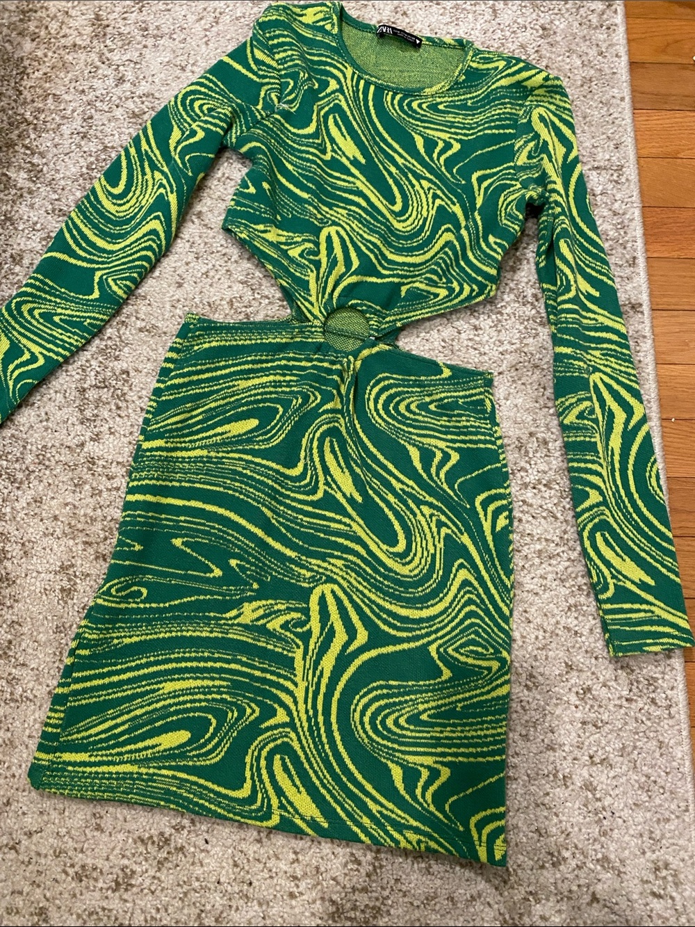 Zara Green and Yellow Swirl Cutout Long Sleeve Dress